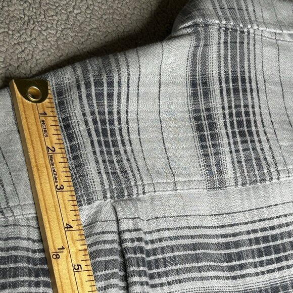 Kuhl Shirt Mens Skorpio 2XL Gray Plaid Camp Hiking Linen Blend Lightweight XXL - Picture 12 of 13